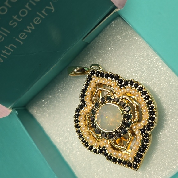 Origami Owl Moroccan hinged locket Limited Edition** - Picture 2 of 6